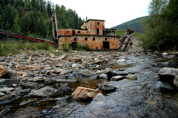 Yukon Gold Dredge